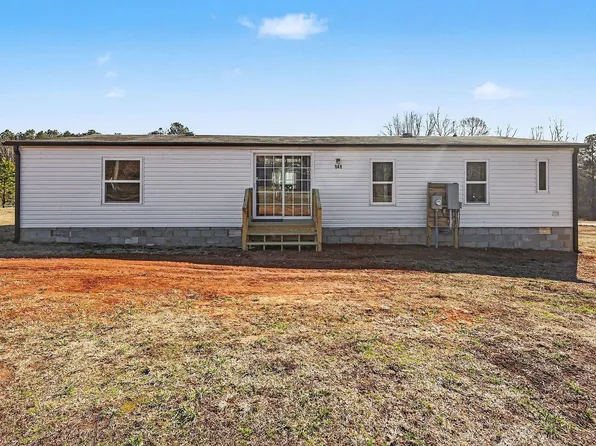 141 Dogwood Dr, Jonesville, SC 29353