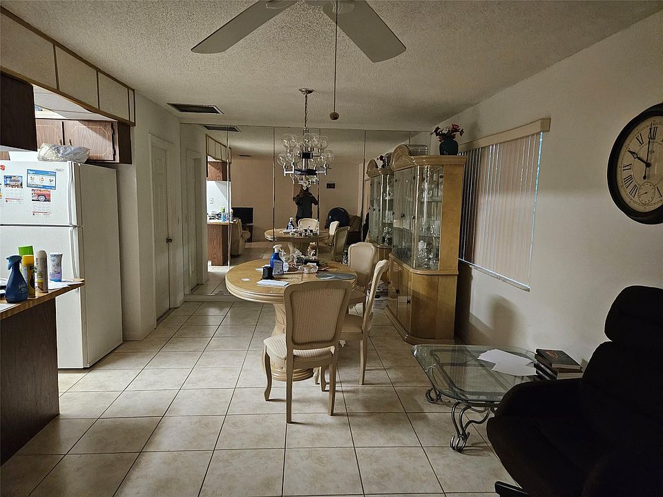 2nd image of 670 SW 54th Avenue