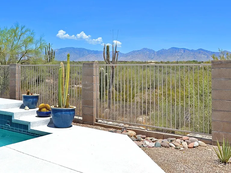 12866 N High Hawk Dr — Photo 7