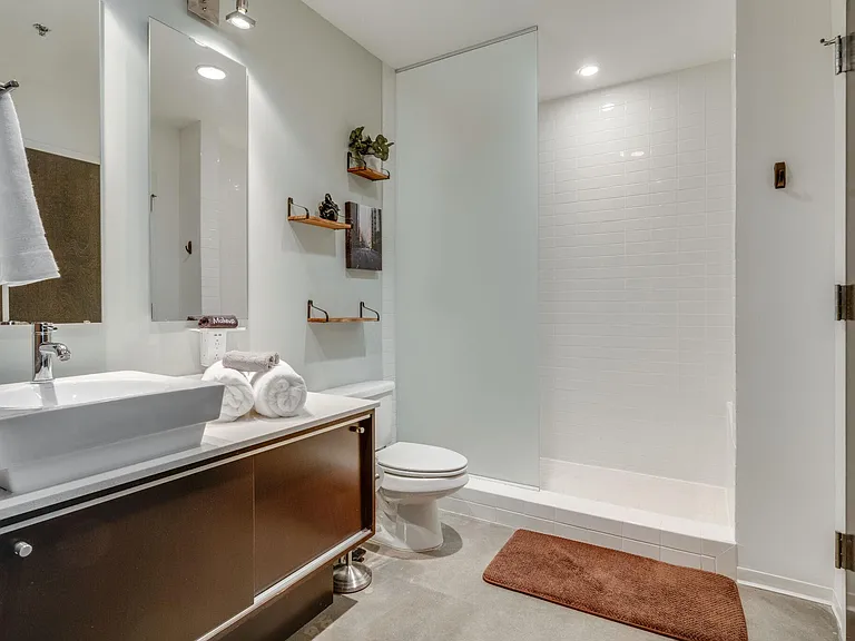 2115 Yeaman Pl #403 — Photo 23