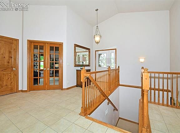 3rd image of 2341 Mesa Crest Grv