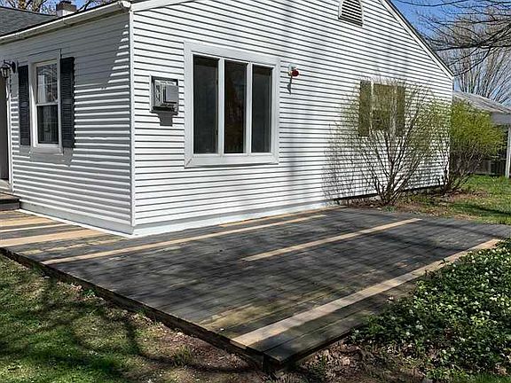 3rd image of 42 Ogden Ave