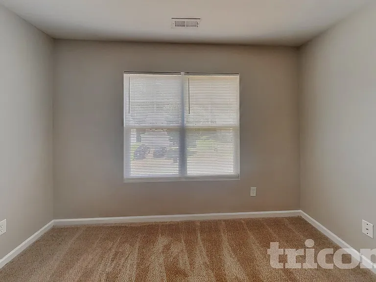 6867 Horseback Ln — Photo 19