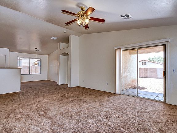4th image of 11047 W Willow Field Dr