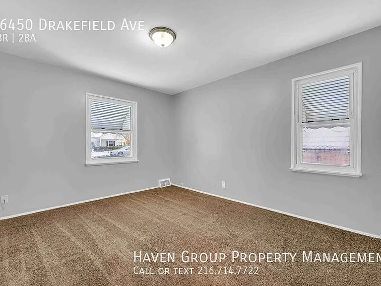 26450 Drakefield Ave — Photo 12