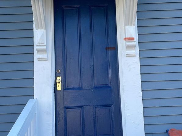110 Broad St