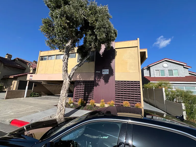 5942 Malabar St #E — Photo 1
