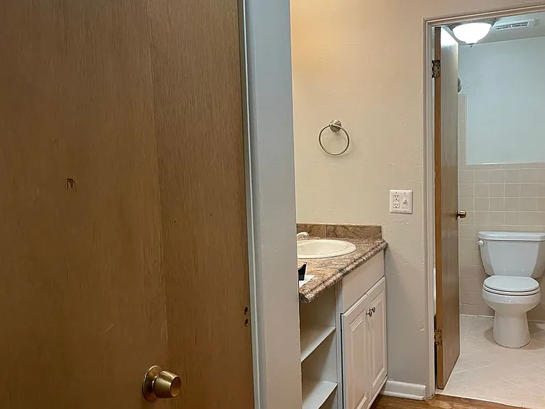 2155 S Josephine St — Photo 10