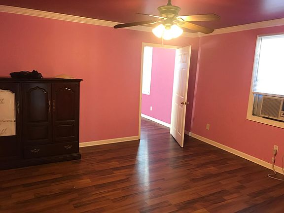 4th image of 4141 Ulloa St #B
