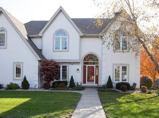 6035 N Cypress Ave, Gladstone, MO 64119