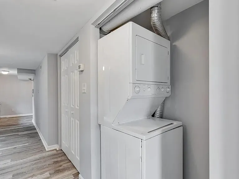 1711 N Gratz St #2F — Photo 8