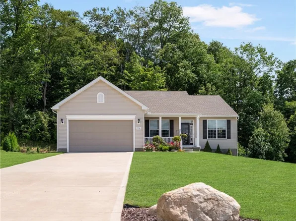 9996 Forest Valley Ln, Streetsboro, OH 44241