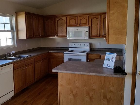 5th image of 4637 Hidden Creek Ln