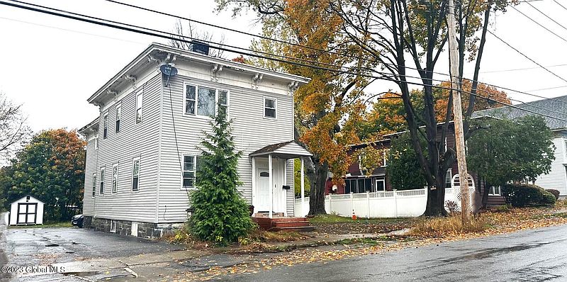 4th image of 35 Prospect Avenue