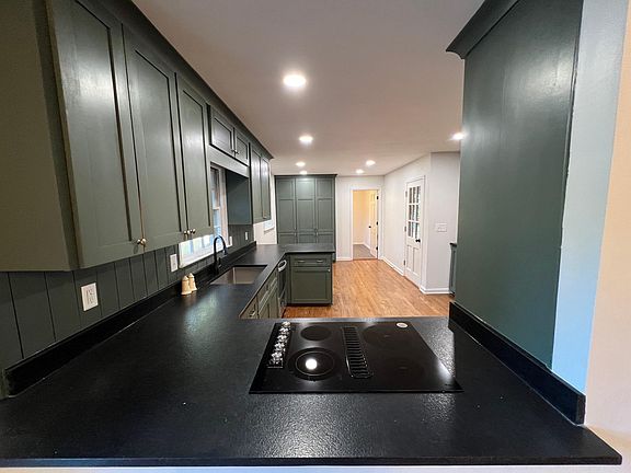 2nd image of 338 Judy Dr