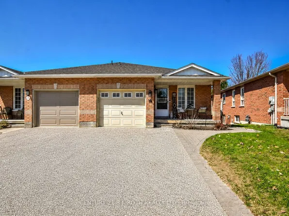 14 Trask Dr, Barrie, ON L4N 5R4