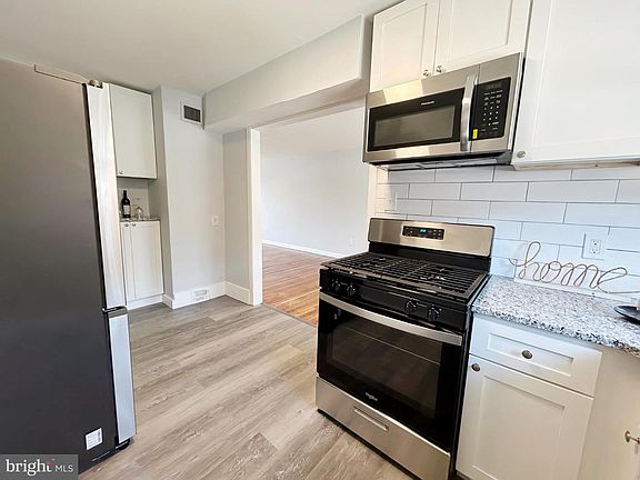 5th image of 6709 Sylvester St