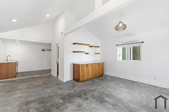 6415 Madden Ave — Photo 4