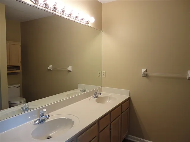 7037 Berry Blossom Ct — Photo 14