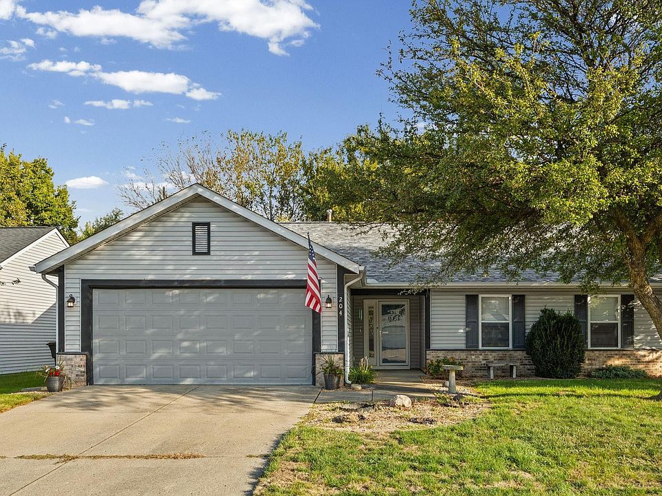 1st image of 204 Stockbridge Ln
