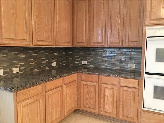 3rd image of 2917 Jacobson Dr