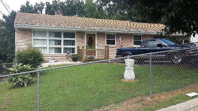 1st image of 1058 Graves St