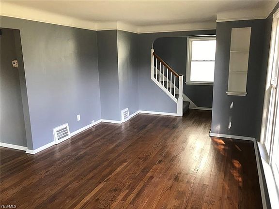 2nd image of 20631 Tracy Ave