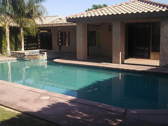 3rd image of 79087 Lake Club Dr