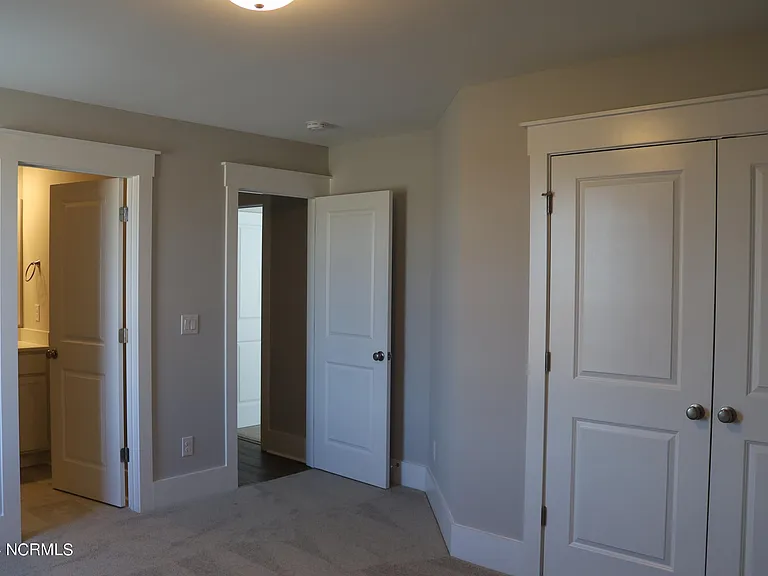 21 E Singing Ave — Photo 20