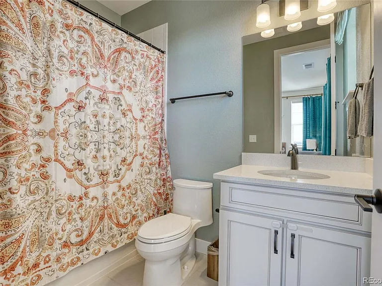 13700 Raritan Dr — Photo 22