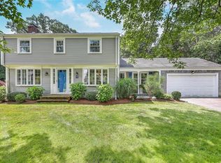 12 Pine Ave, Barrington, RI 02806