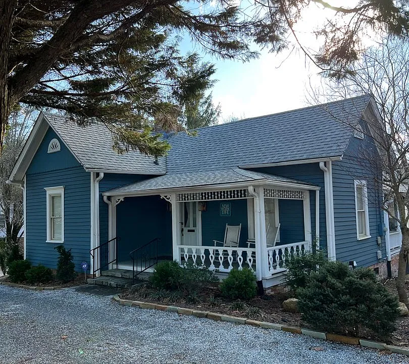 2731 Greenville Hwy