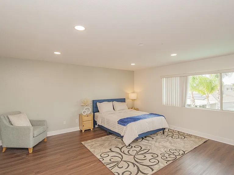 26876 Alta Mira St — Photo 30
