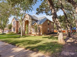 801 Whitetail Deer Ct, Crowley, TX 76036