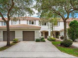 5307 Crossing Rocks Ct, Riviera Beach, FL 33407