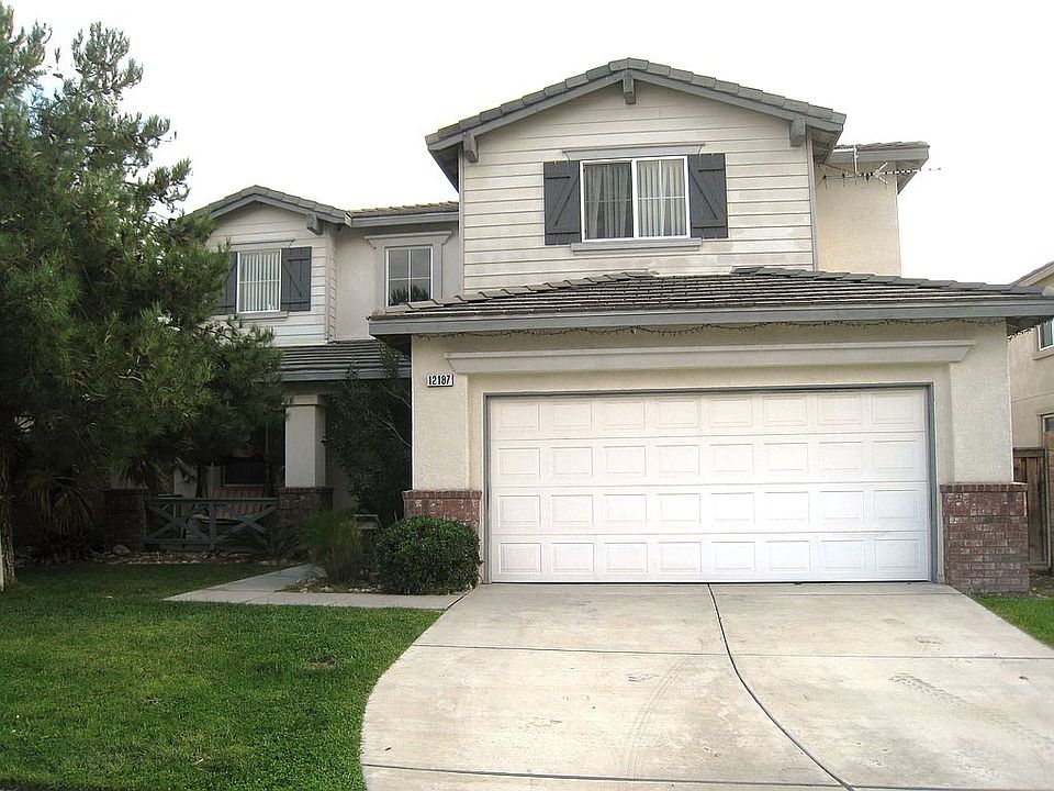 1st image of 12187 Blue Spruce Dr