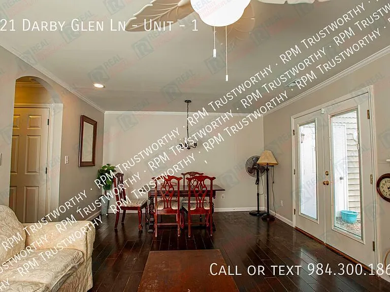 521 Darby Glen Ln #1 — Photo 13