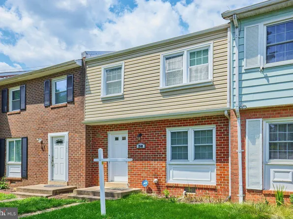 2540 Sedgewick Pl, Dumfries, VA 22026