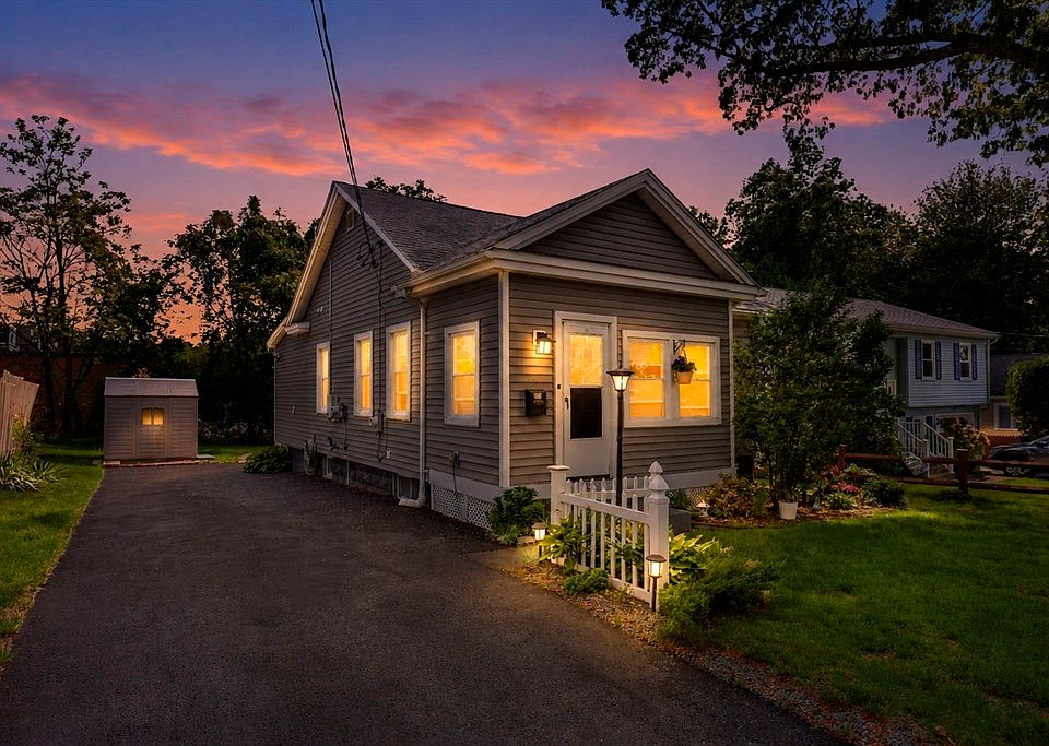 1st image of 43 Agnes St