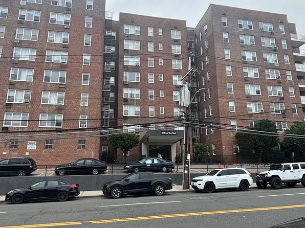 355 Bronx River RD #1B, Bronxville, NY 10704