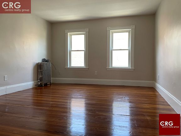 3rd image of 25 Warner St #1