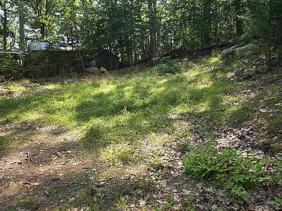 2nd image of 1325 Canada Hill Rd