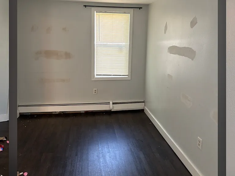 32 Grotto Ave — Photo 1