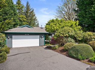 21716 SE 255th Pl, Maple Valley, WA 98038