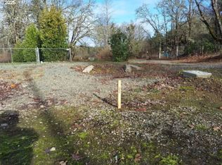 1490 Golf Club Dr, Cave Junction, OR 97523