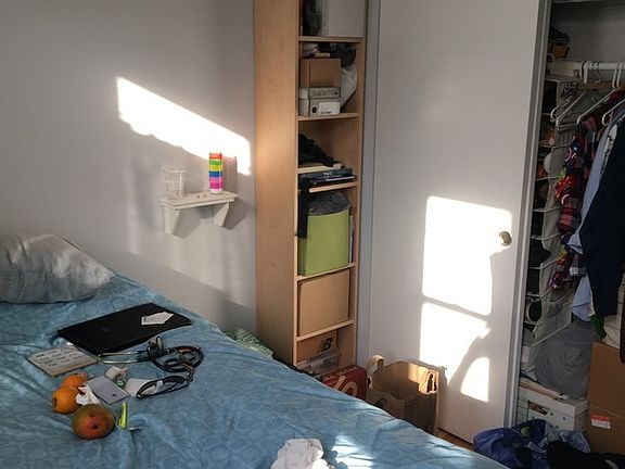 3rd image of 329 Menahan St #1H