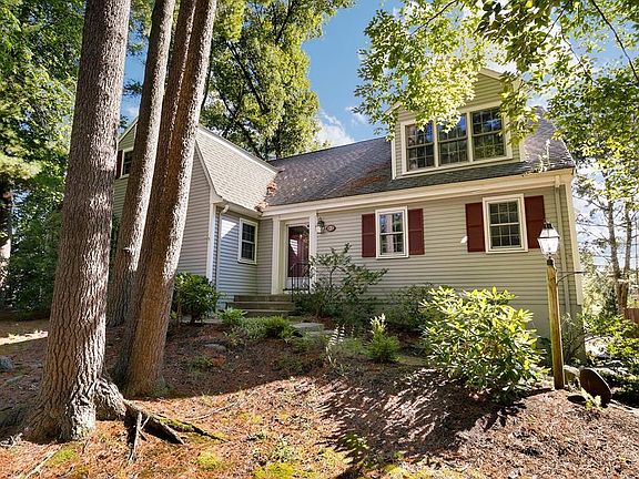 2nd image of 7 Meadowview Rd