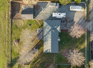 1580 Southgate Way, Grants Pass, OR 97527