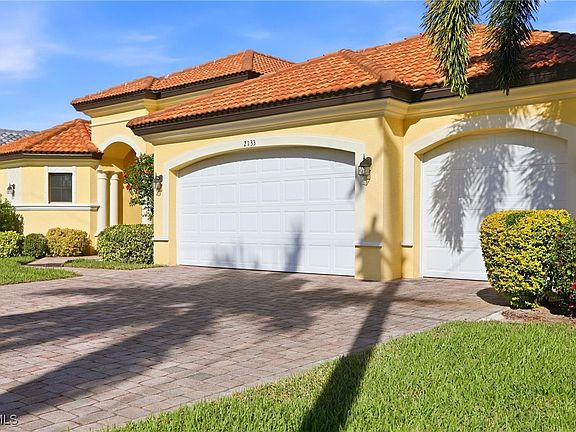 4th image of 2133 SW 43rd Ln