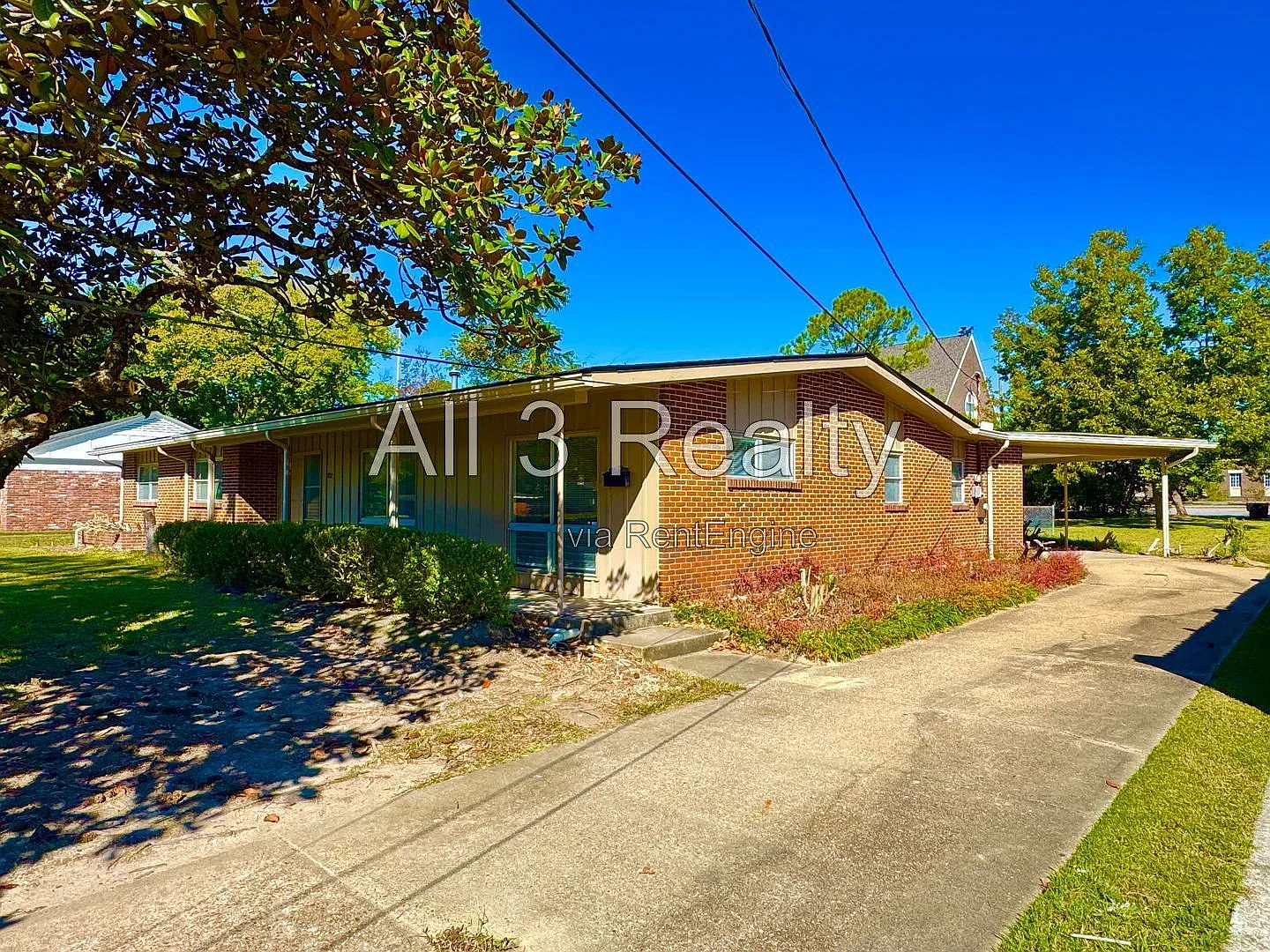 3 bed, 2.0 bath, 2157 sqft, $1,335 — Photo 2
